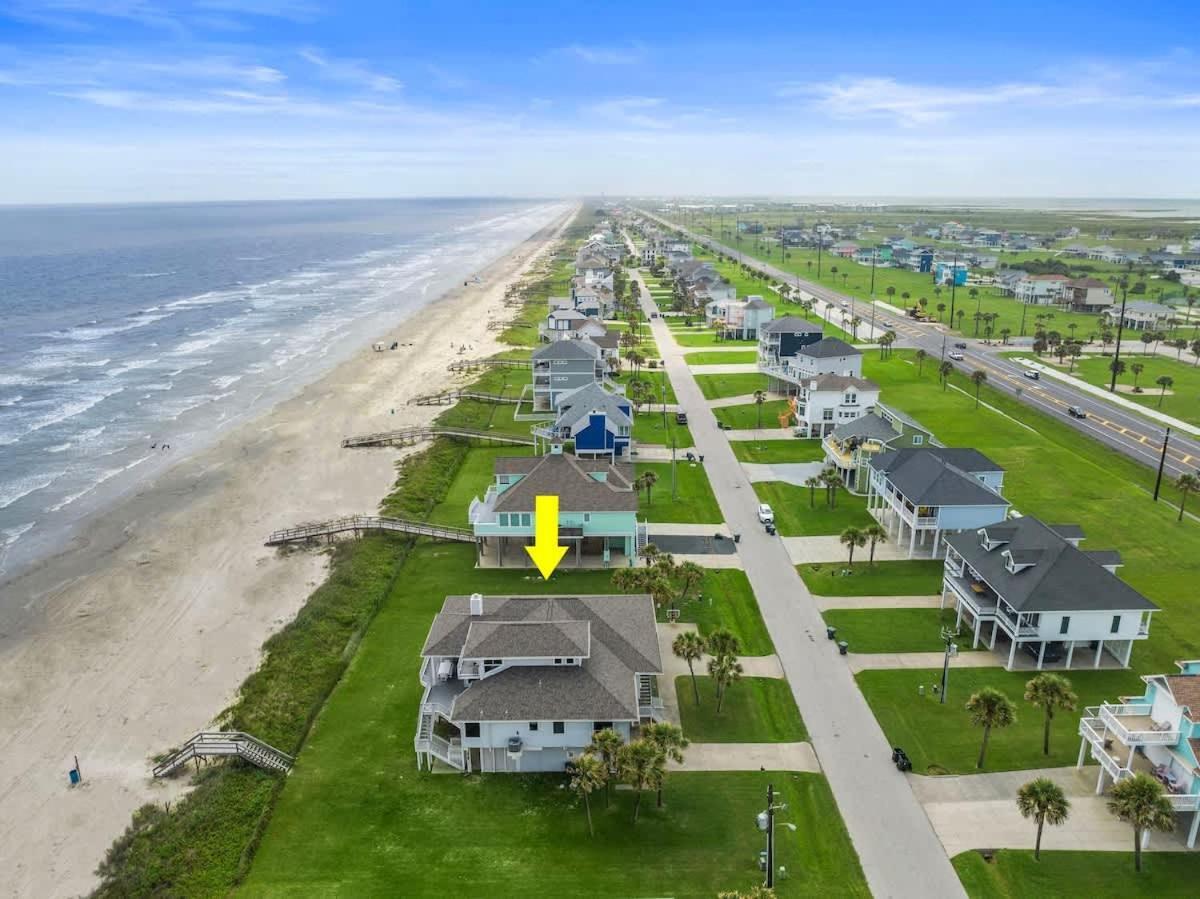 Beachfront Beauty With Hot Tub - 10 Steps To Sand Villa Galveston Exterior photo