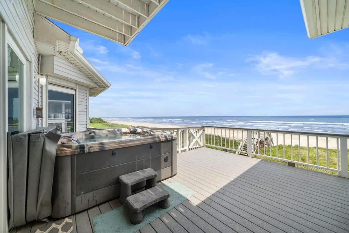 Beachfront Beauty With Hot Tub - 10 Steps To Sand Villa Galveston Exterior photo